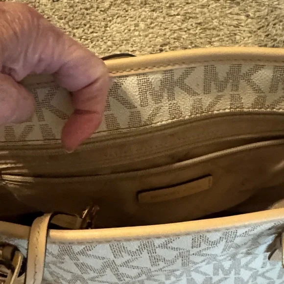 Michael Kors Monogram Tan Tote - Picture 3 of 6